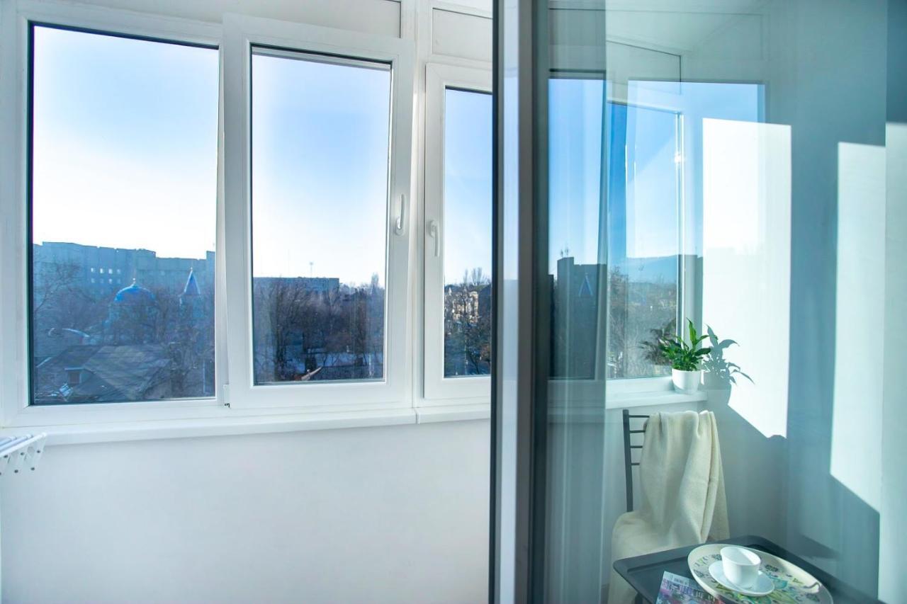 Студия Luxury В Центре Mykolaïv Extérieur photo